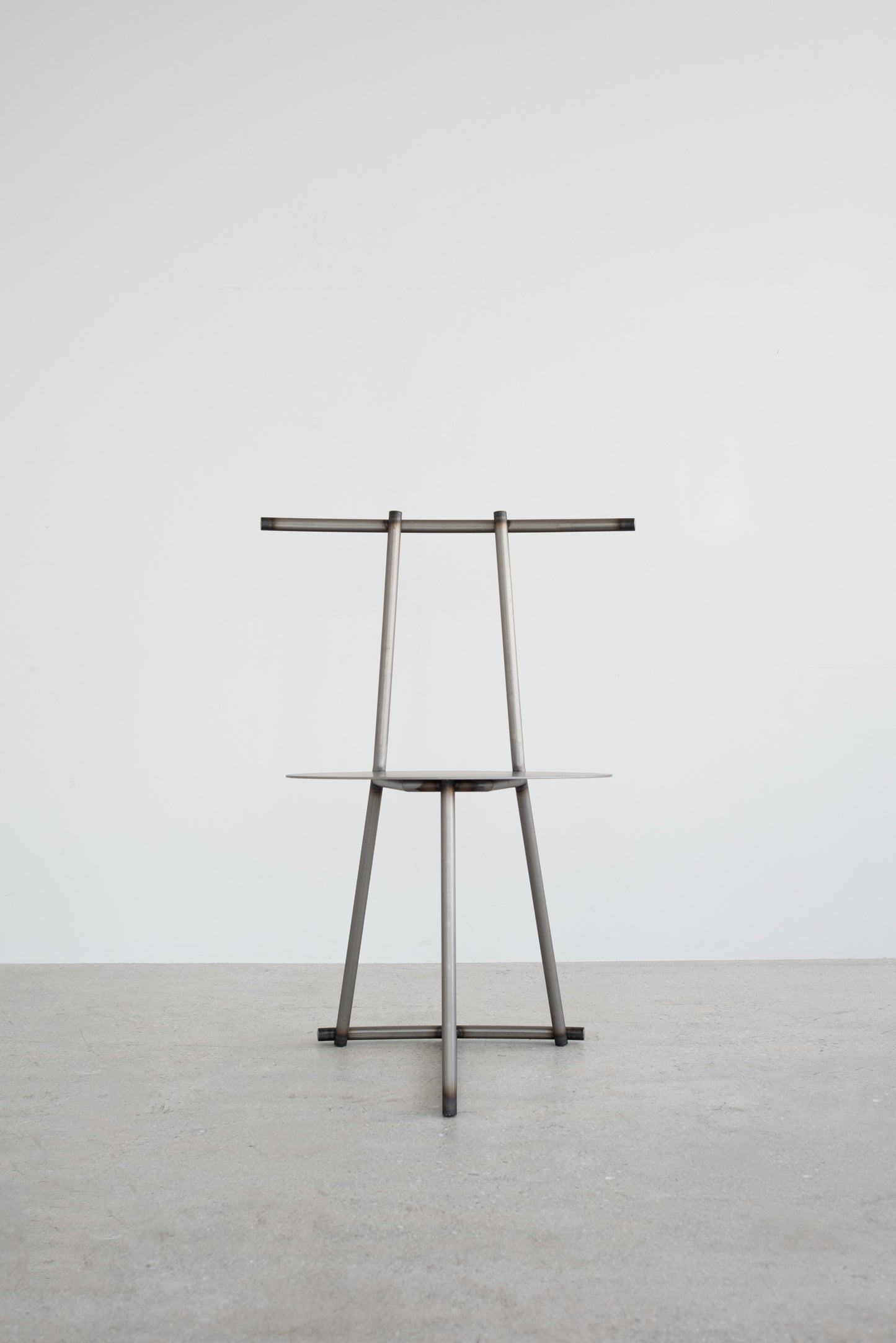 Hangar standerd chair