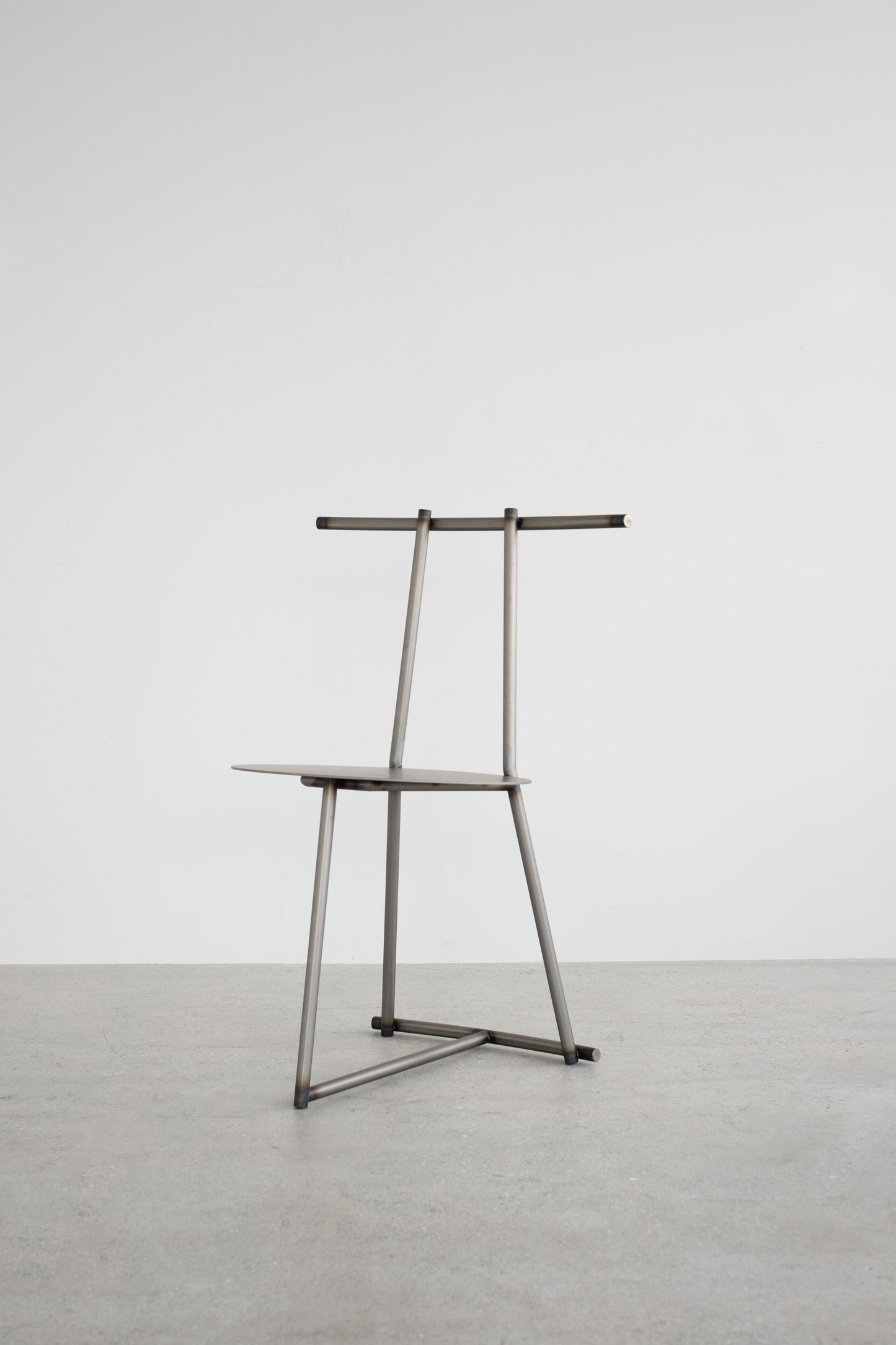 Hangar standerd chair