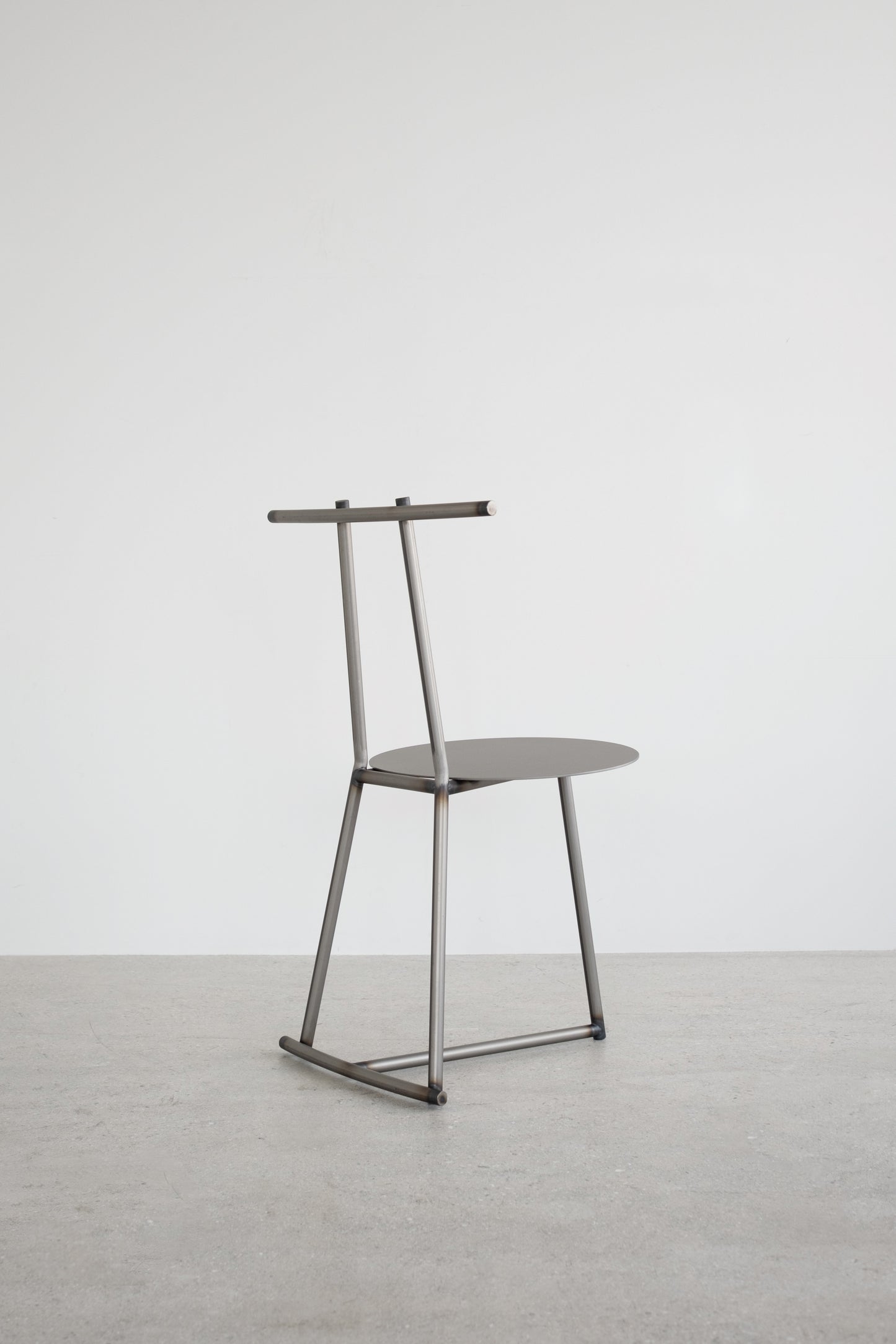 Hangar standerd chair