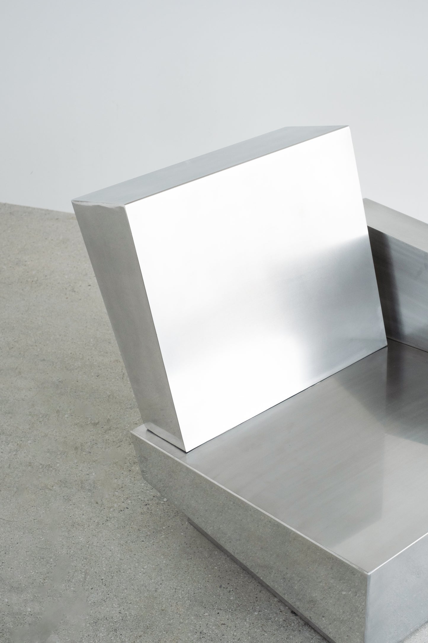 Stack lounge chair