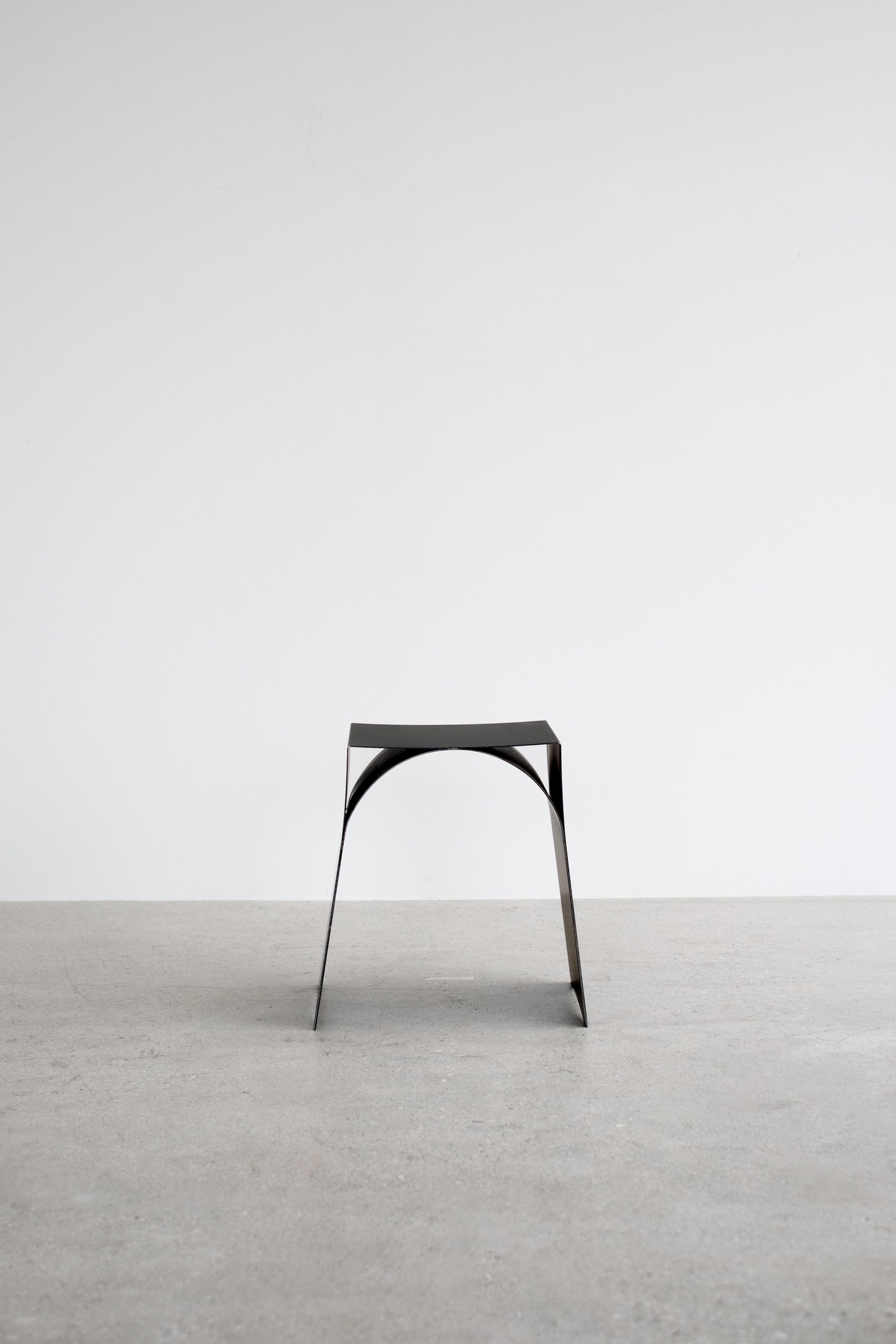 Span arch stool