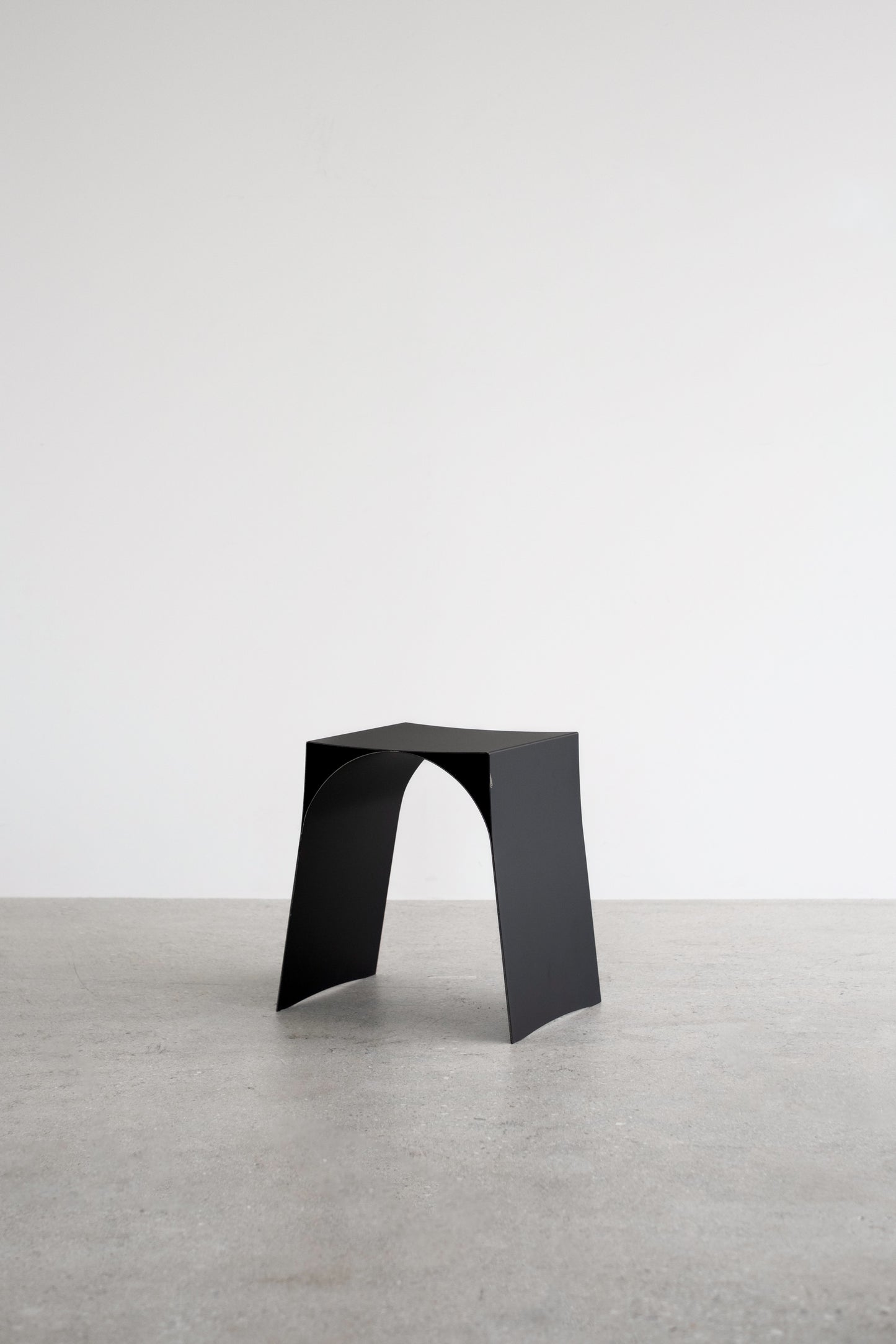Span arch stool