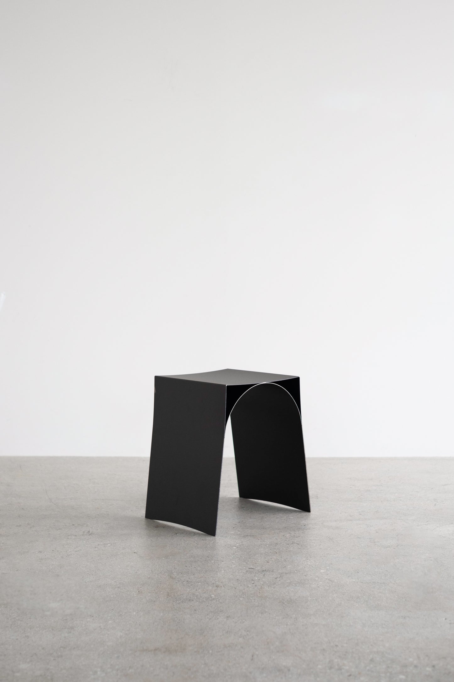 Span arch stool