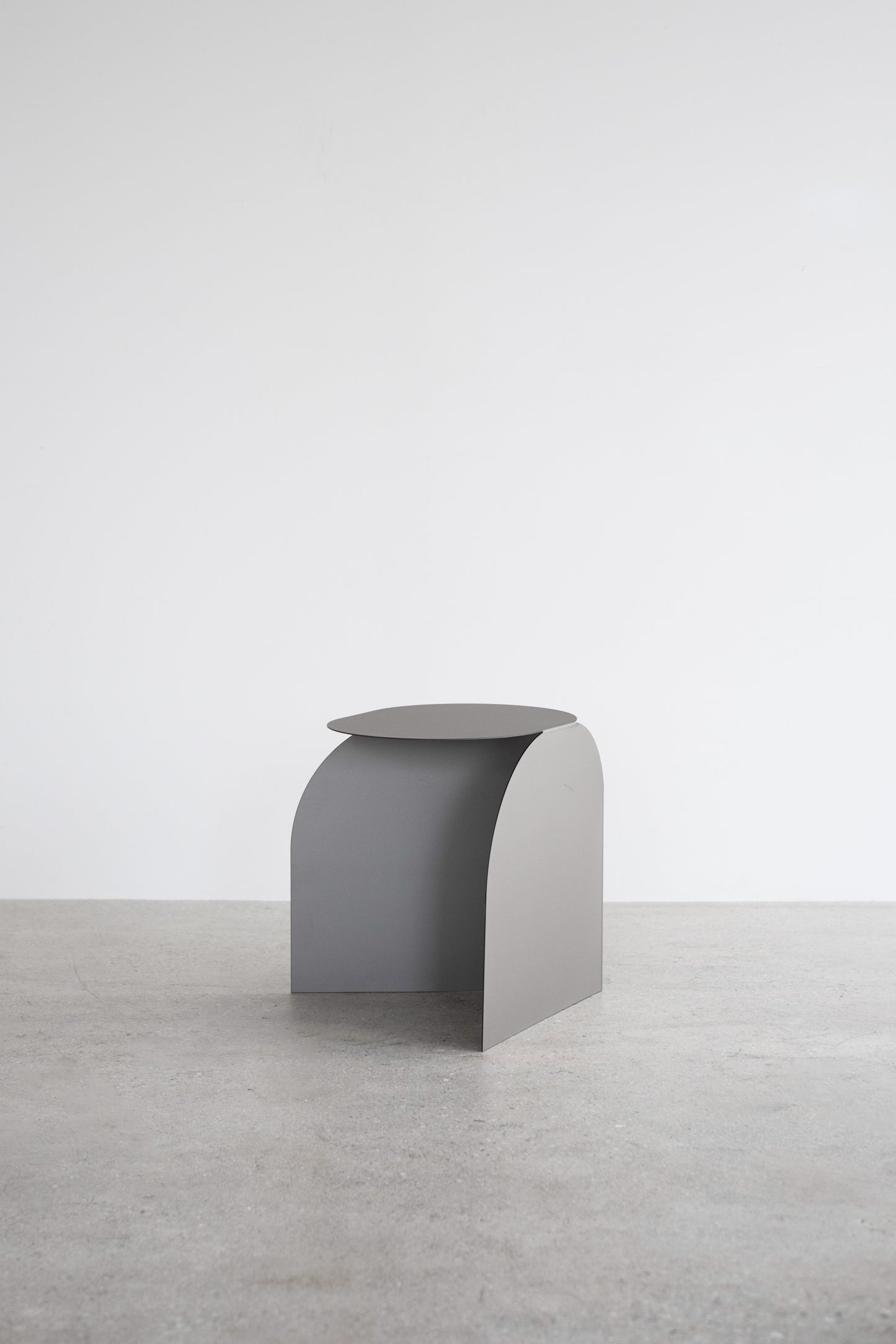 Peki peki side table