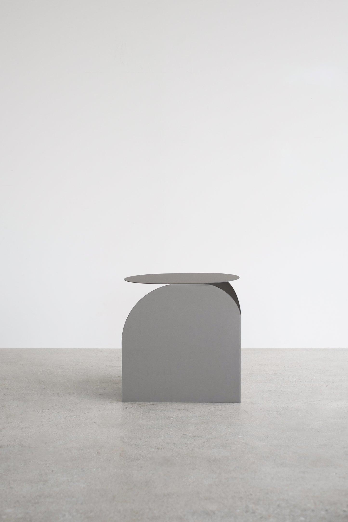 Peki peki side table