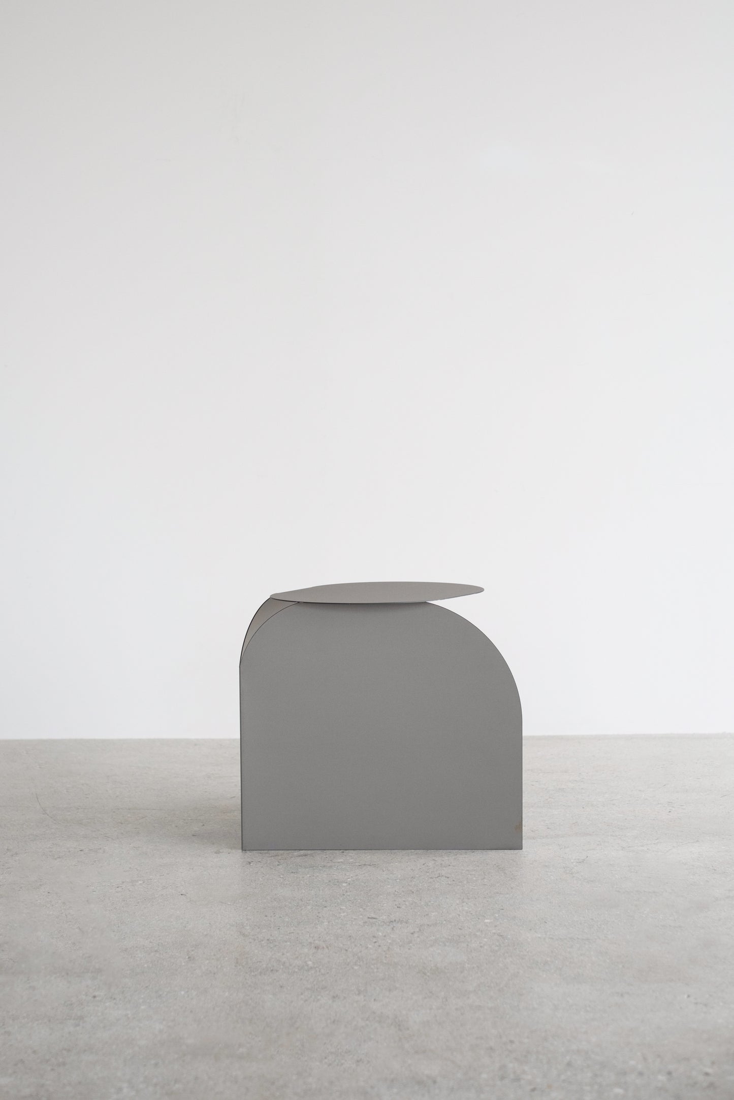Peki peki side table