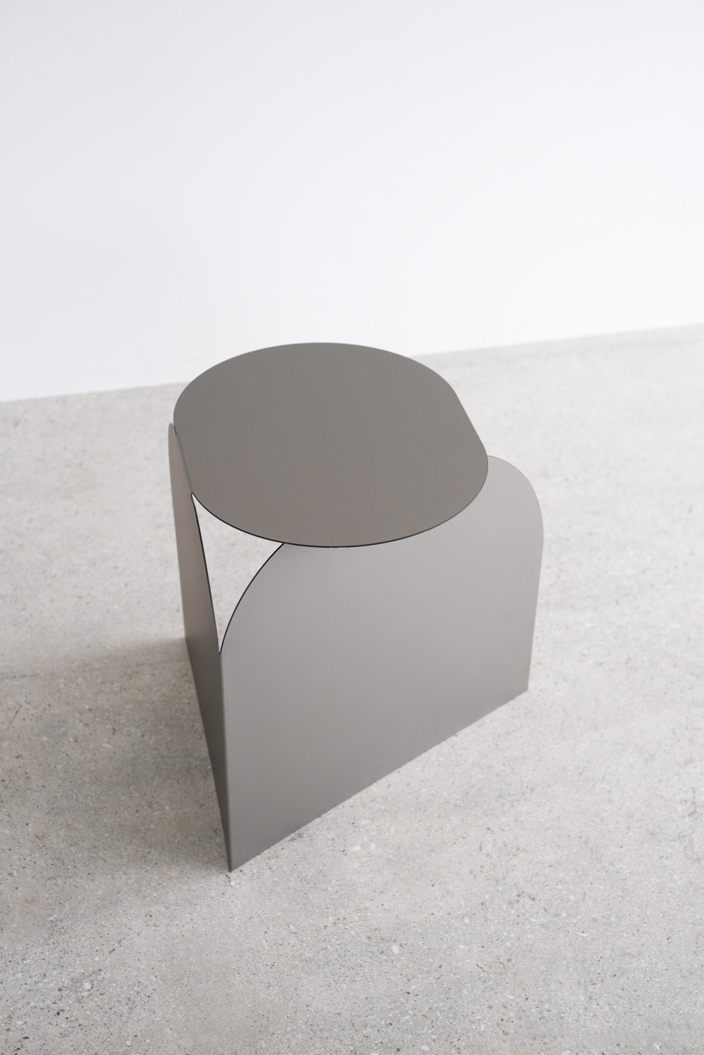 Peki peki side table