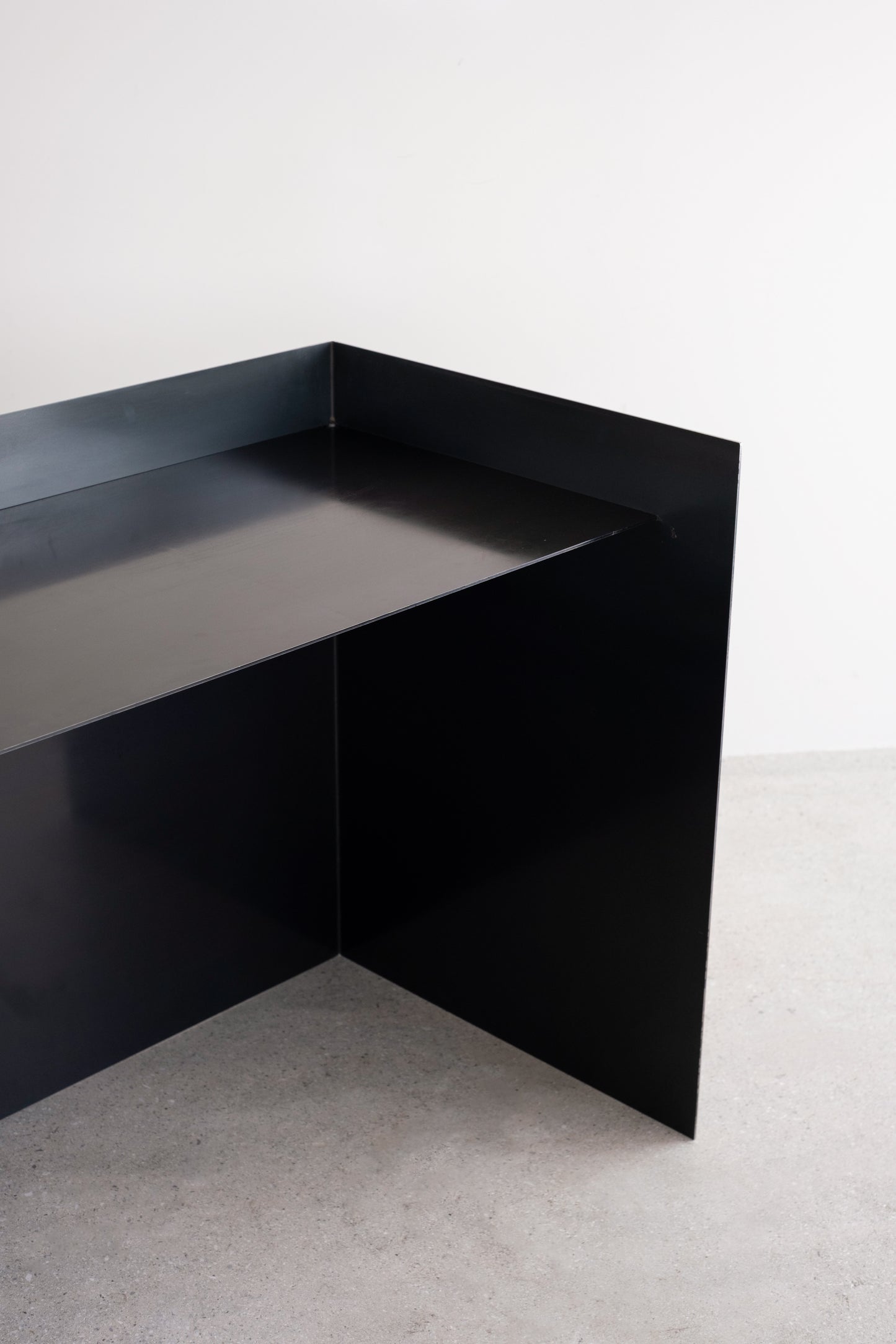 Offset desk