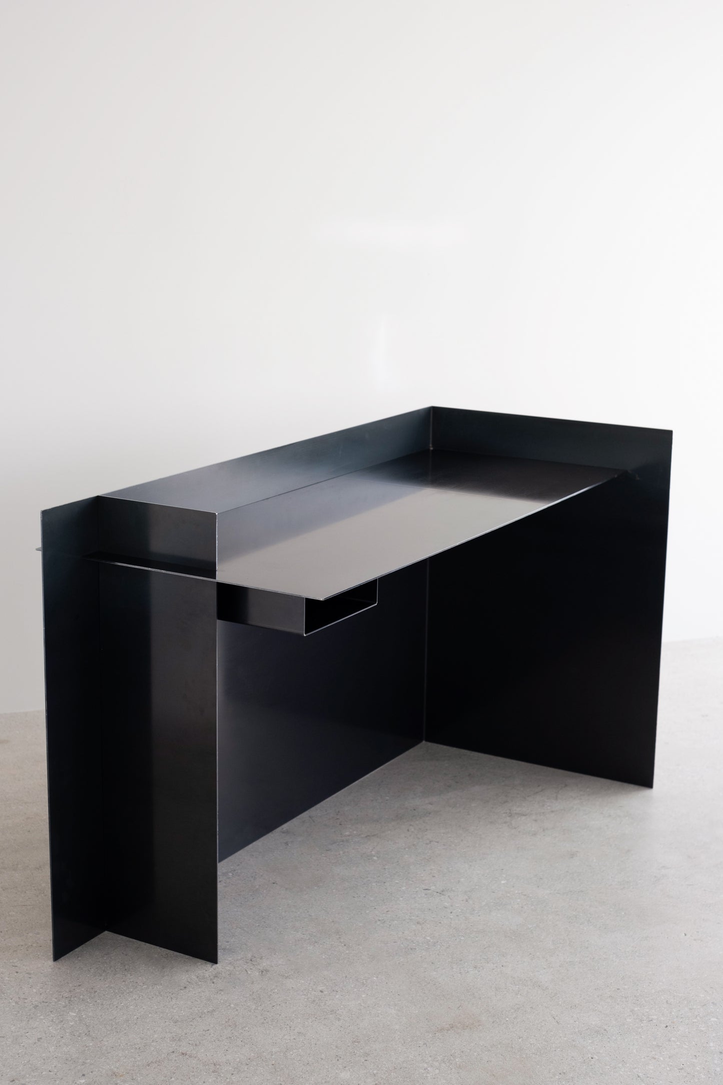 Offset desk