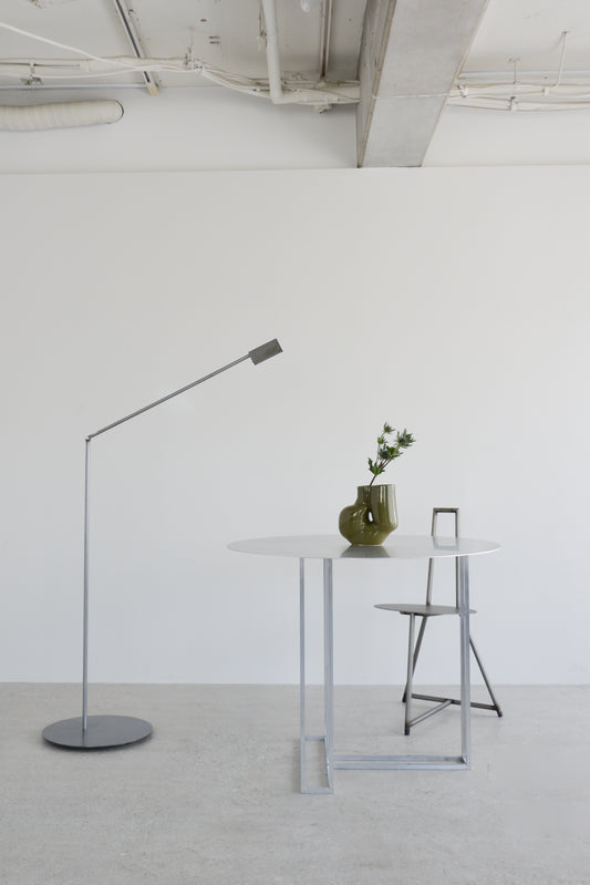Linea standerd chair