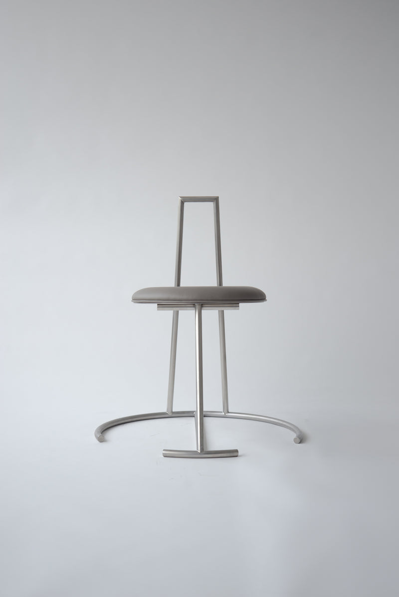 Linea Standerd Chair
