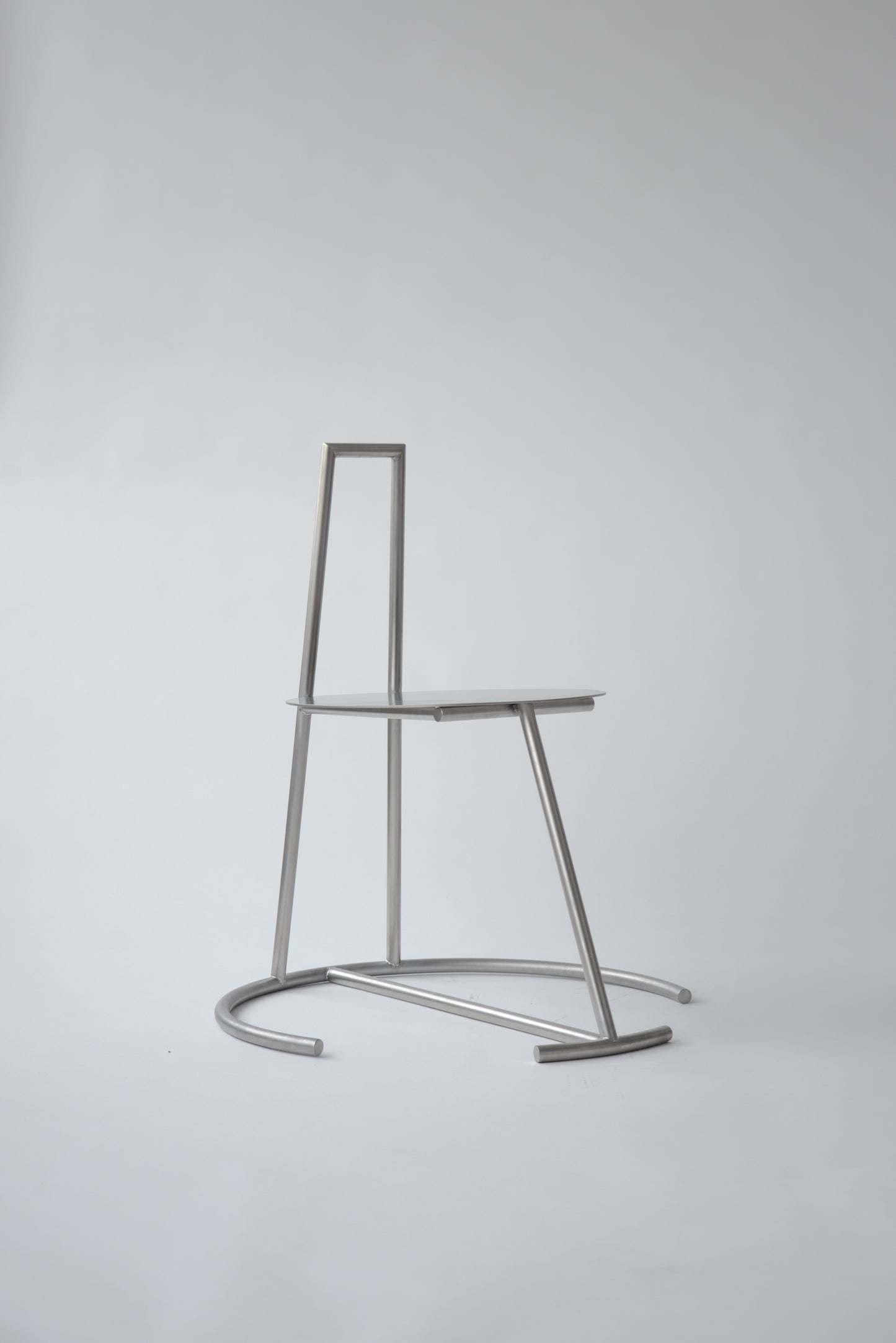 Linea Standerd Chair