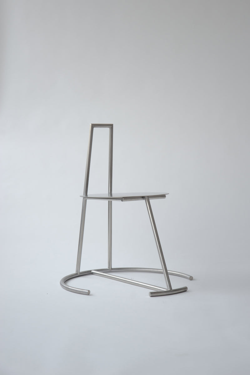 Linea Standerd Chair