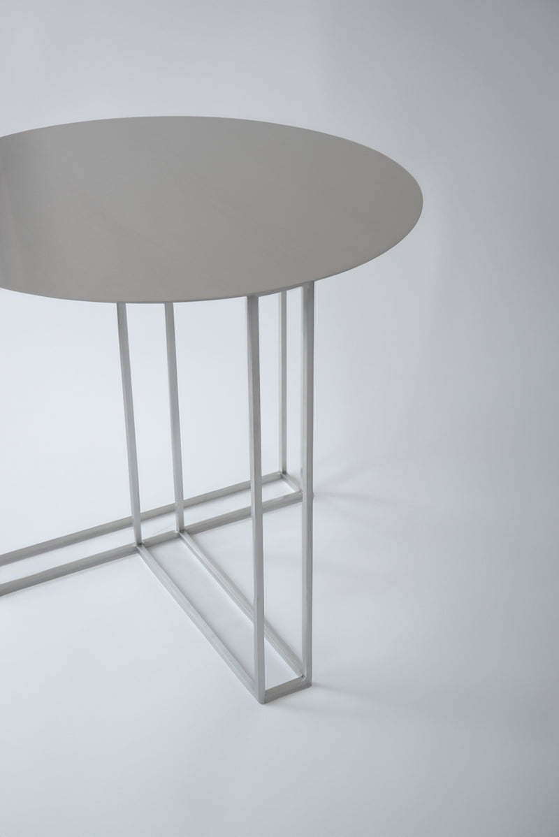 Frame Round Table