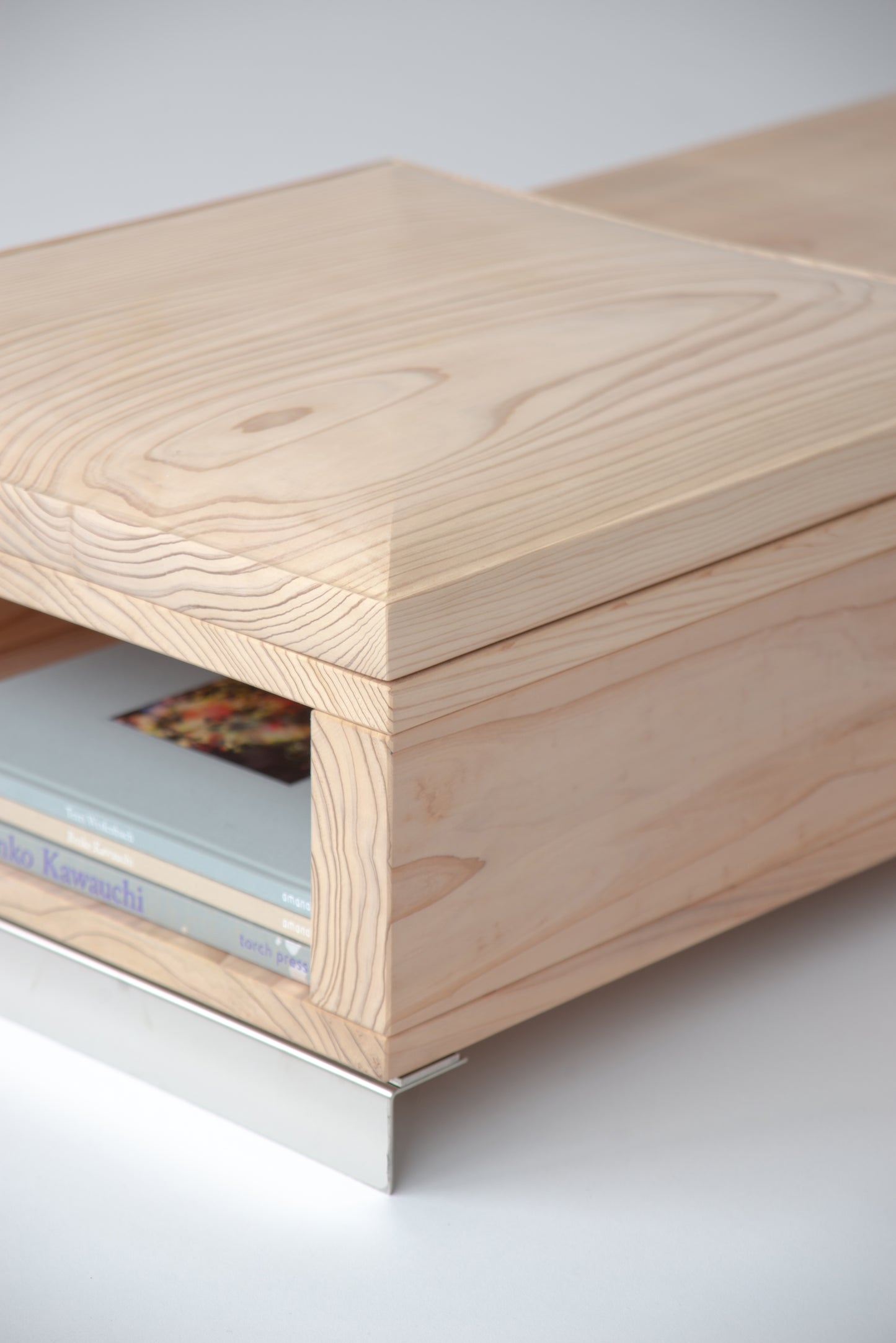 Wood Assembly Low Sofa