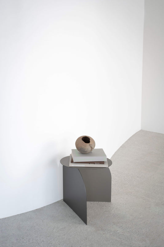 Peki peki side table