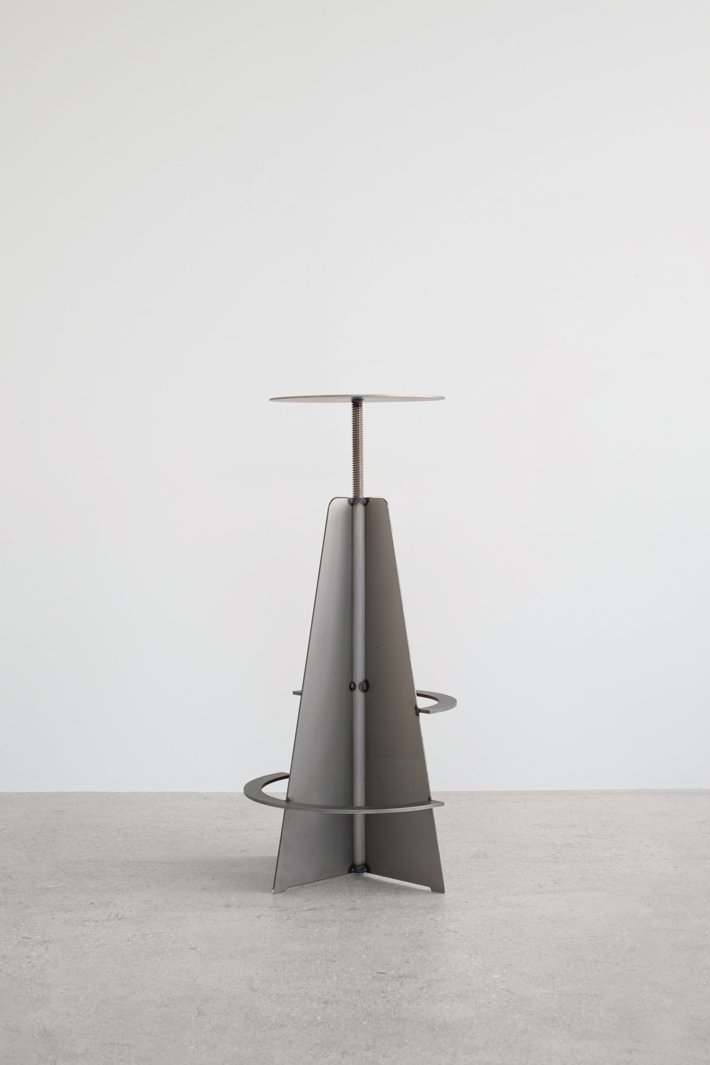 Flexible hight chair