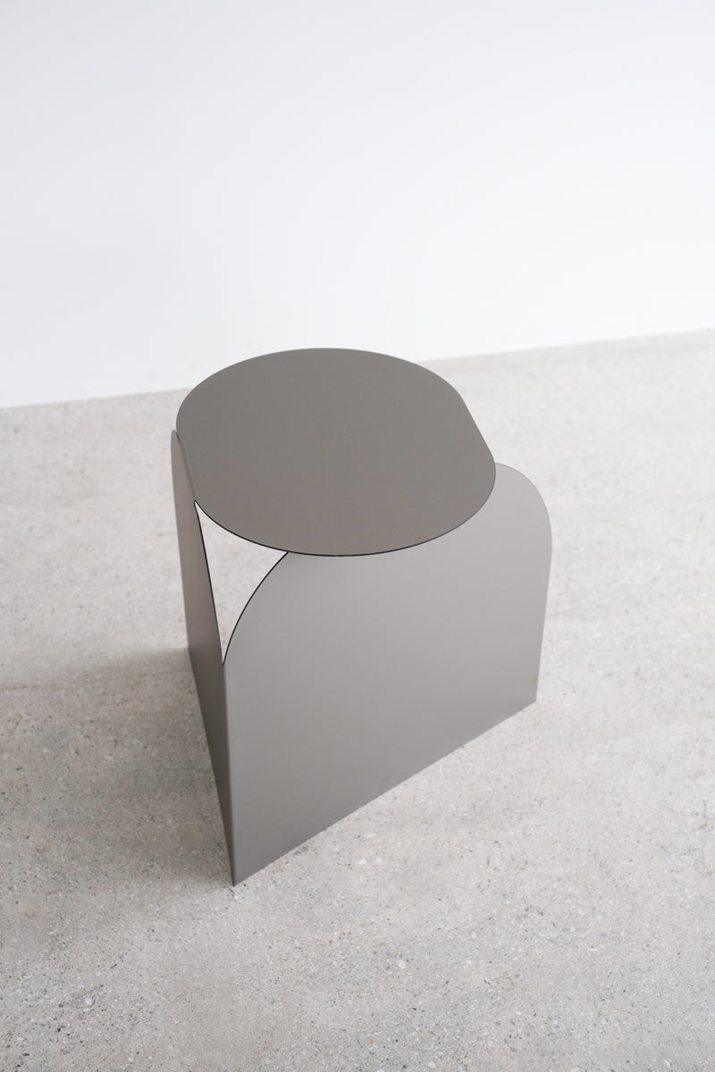 Peki peki side table