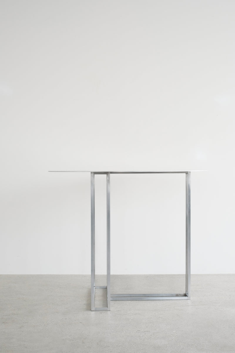 Frame round table