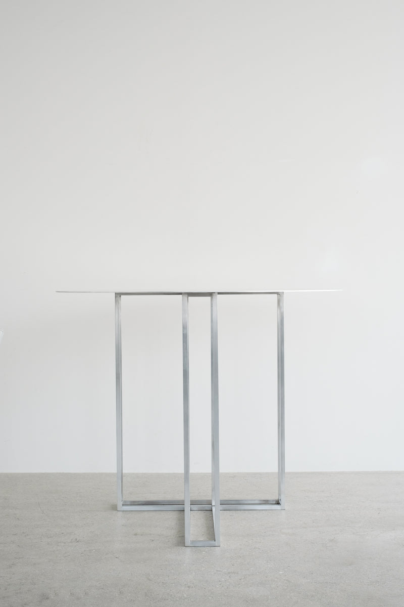 Frame round table