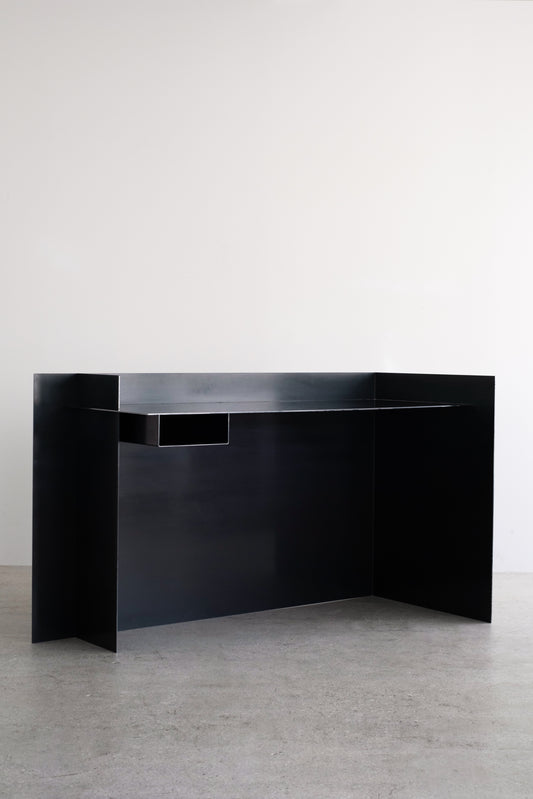 Offset desk