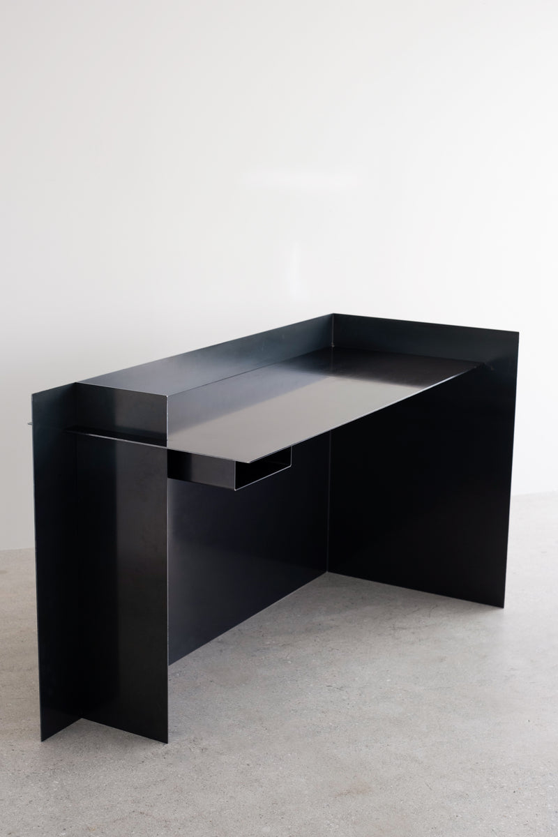 Offset desk